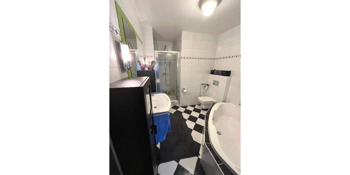 Mehrfamilienhaus, Wohnhaus Düren Niederau - 9 Zimmer, 300 m&sup2;, 599.000&euro; | Angebot:25740607