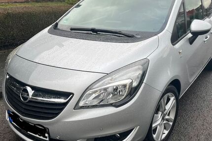 Opel Meriva 99.000 km 7.100 &euro; Düren 52353