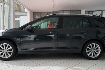 VW Golf 196.057 km 7.490 &euro; Aachen 52080