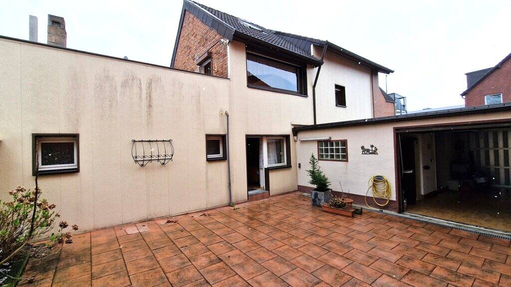 Mehrfamilienhaus, Wohnhaus Aachen Oberforstbach - 5 Zimmer, 90 m&sup2;, 235.000&euro; | Angebot:26192185