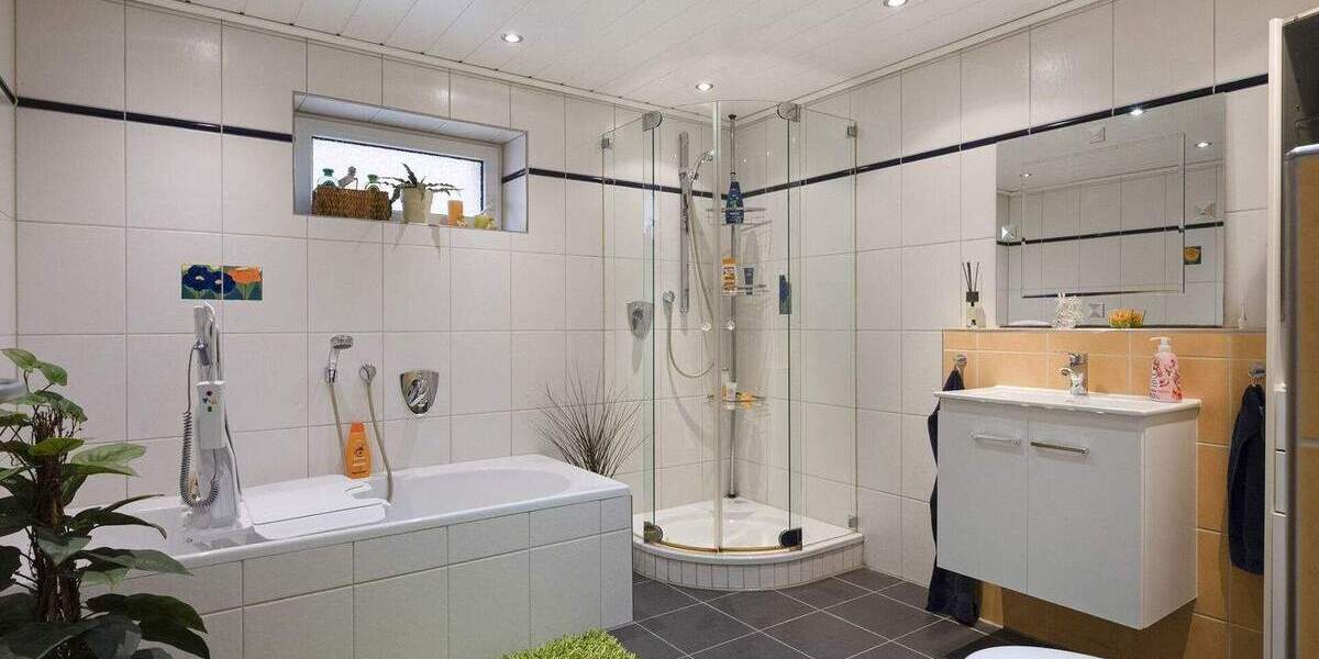 Einfamilienhaus Gangelt / Stahe Stahe - 8 Zimmer, 225 m&sup2;, 325.000&euro; | Angebot:25746547