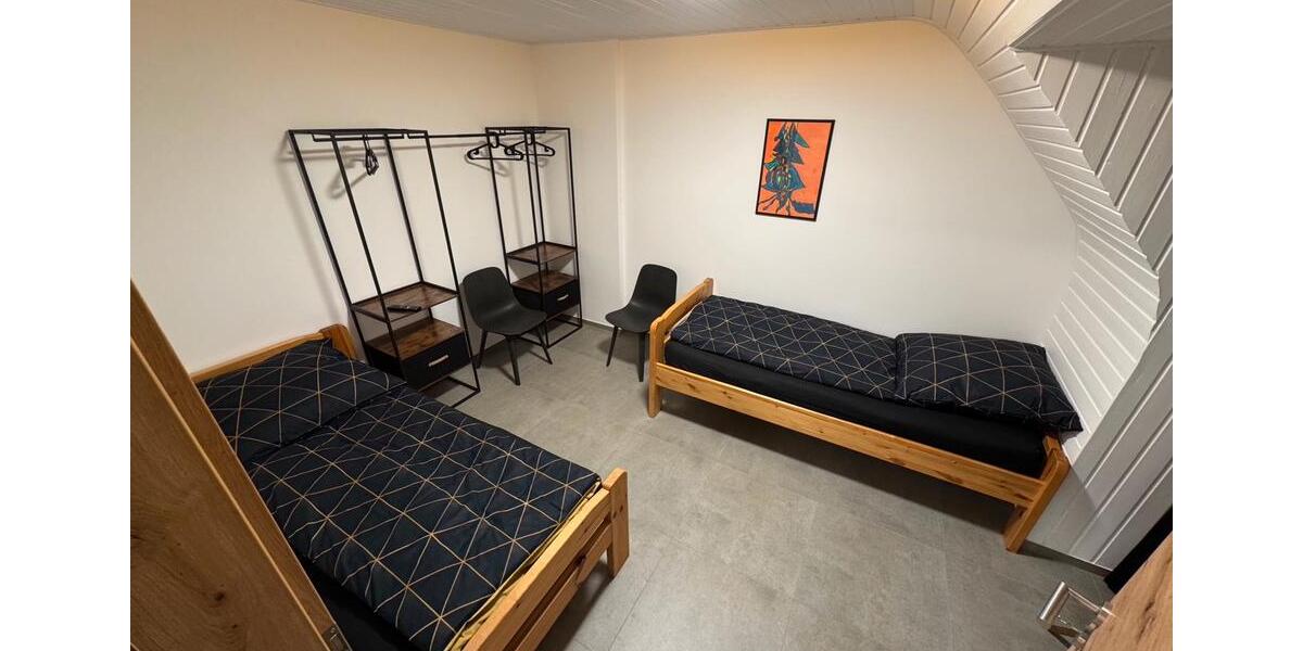 Dachgeschoßwohnung Eschweiler - 2 Zimmer, 45 m&sup2;, 1.300&euro; | Angebot:26447976