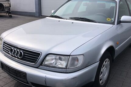 Audi A6 222.000 km 1.950 &euro; Düren 52351