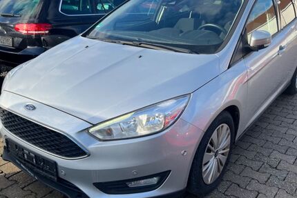 Ford Focus 152.500 km 4.500 &euro; Eschweiler 52249