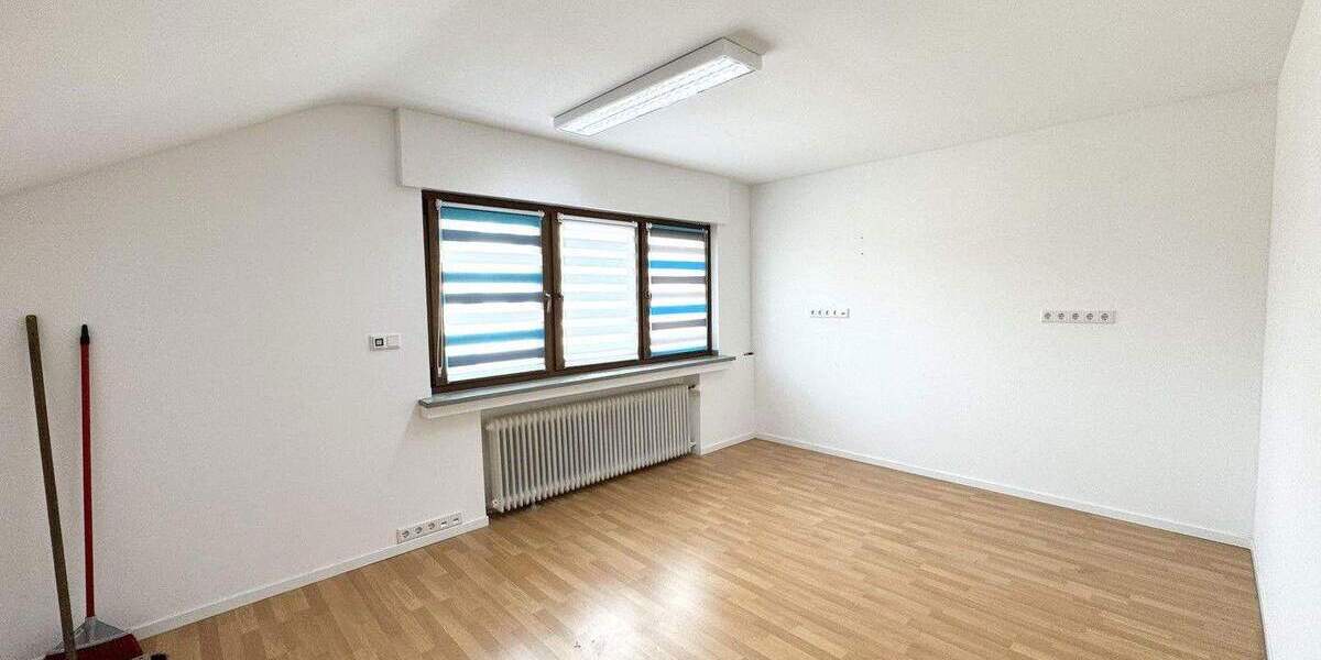 Mehrfamilienhaus, Wohnhaus Aldenhoven - 8 Zimmer, 182 m&sup2;, 419.000&euro; | Angebot:25728321