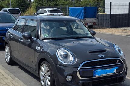 Mini Cooper SD 76.940 km 15.900 &euro; Bedburg 50181