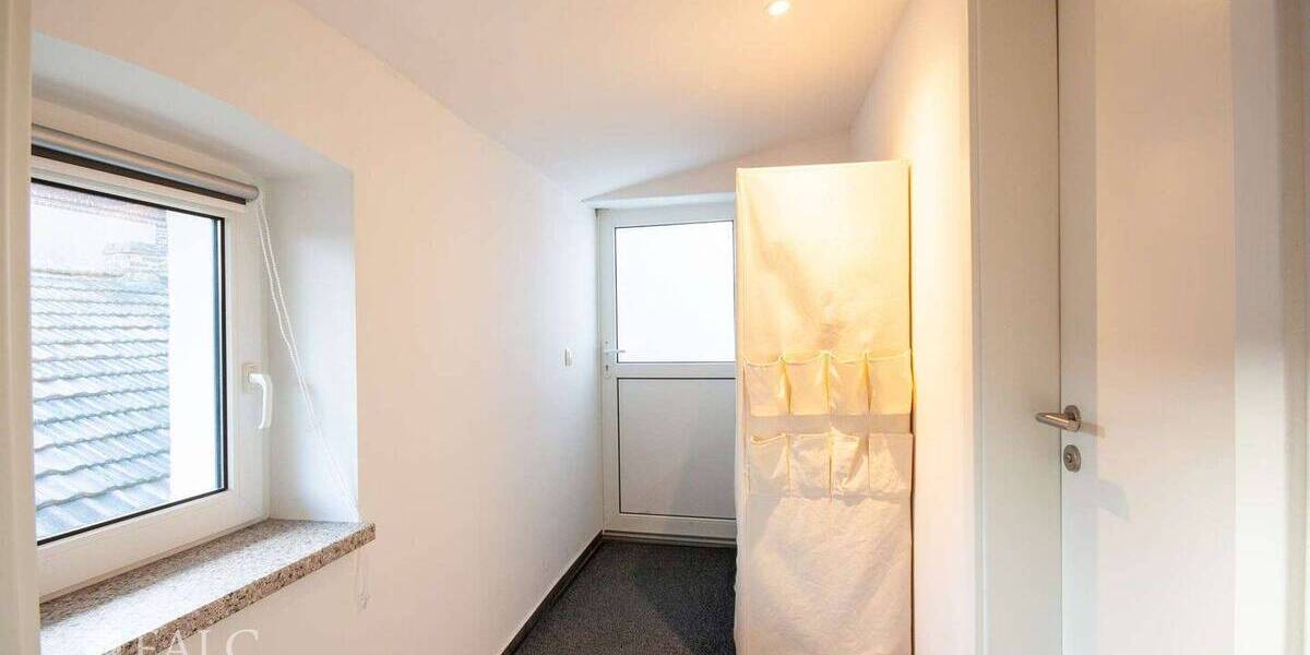 Etagenwohnung Bedburg Kirchherten - 2 Zimmer, 64 m&sup2;, 125.000&euro; | Angebot:25703136