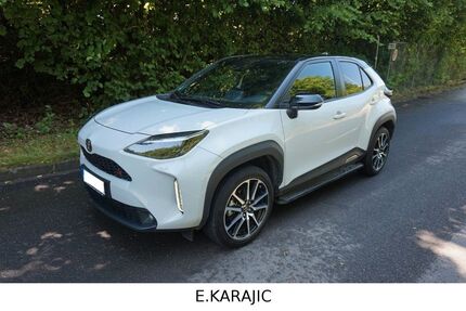 Toyota Yaris 40.200 km 24.000 &euro; ESCHWEILER - KINZWEILER 52249