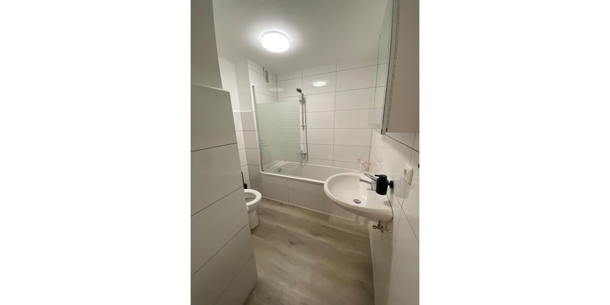 Etagenwohnung Aachen Aachen-Mitte - 2 Zimmer, 61 m&sup2;, 990&euro; | Angebot:25870127