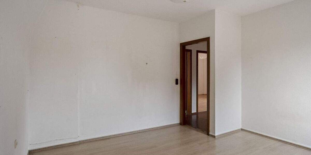 Mehrfamilienhaus, Wohnhaus Geilenkirchen - 6 Zimmer, 140 m&sup2;, 349.000&euro; | Angebot:25707174