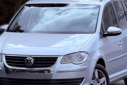 VW Touran 225.925 km 4.800 &euro; Alsdorf 52477