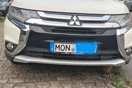 Mitsubishi Outlander 177.000 km 9.100 &euro; WÜRSELEN 52146