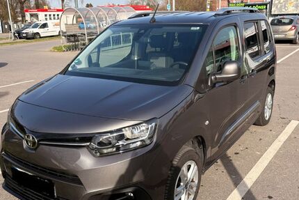 Toyota Proace City 55.000 km 17.990 &euro; Aldenhoven 52457