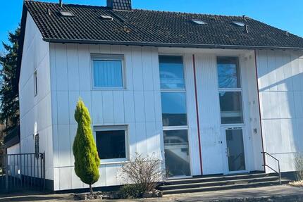 Haus Eschweiler - 9 Zimmer, 206 m&sup2;, 495.000&euro; | Angebot:26220322