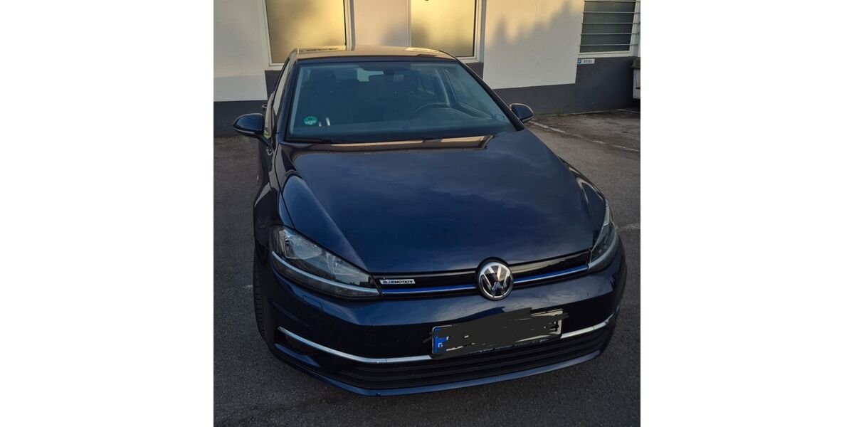 VW Golf 88.500 km 13.900 &euro; Würselen 52146