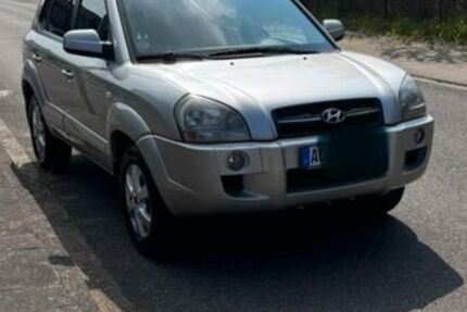 Hyundai TUCSON 236.500 km 3.000 &euro; Aachen 52062