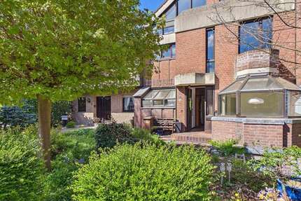 Haus Jülich - 7 Zimmer, 154 m&sup2;, 385.000&euro; | Angebot:26393412
