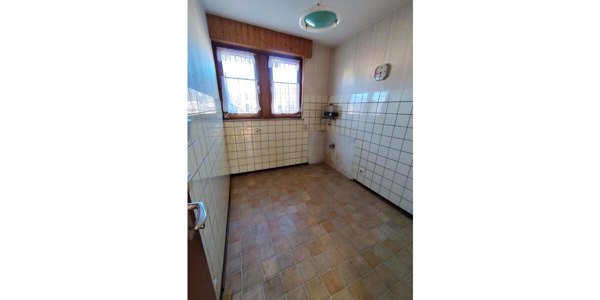 Einfamilienhaus Stolberg (Rheinland) - 6.5 Zimmer, 104 m&sup2;, 310.000&euro; | Angebot:25292212