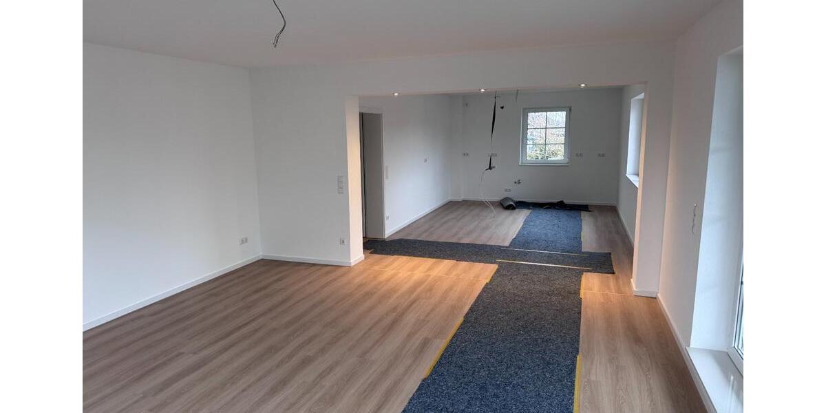Etagenwohnung Erkelenz - 4 Zimmer, 137 m&sup2;, 1.575&euro; | Angebot:24478614