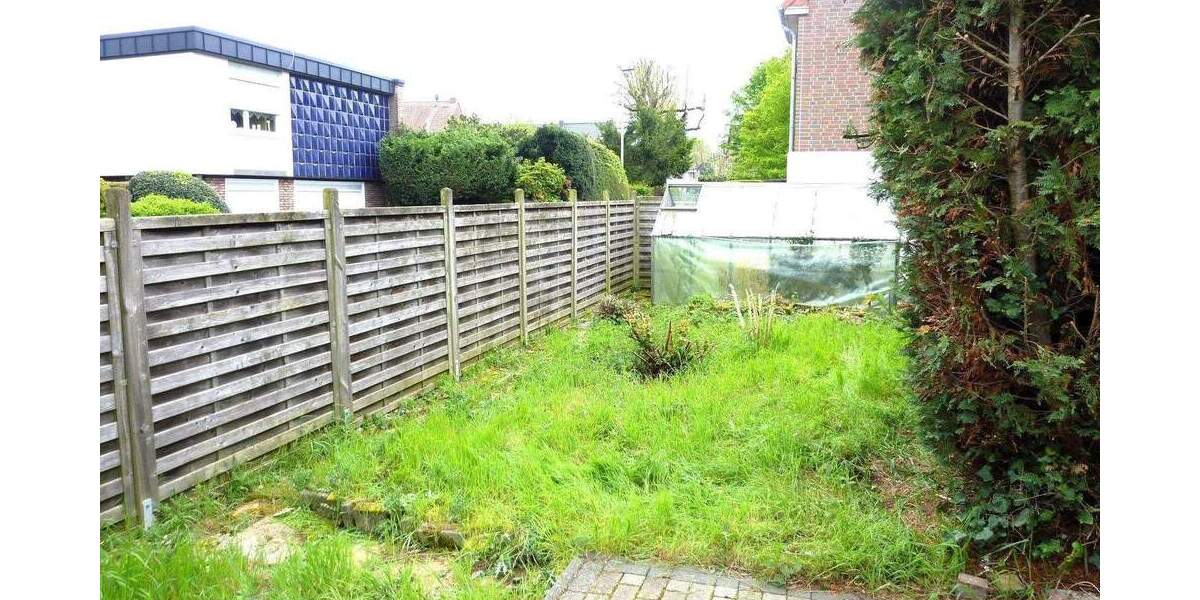 Bungalow Baesweiler - 5 Zimmer, 150 m&sup2;, 300.000&euro; | Angebot:25671392