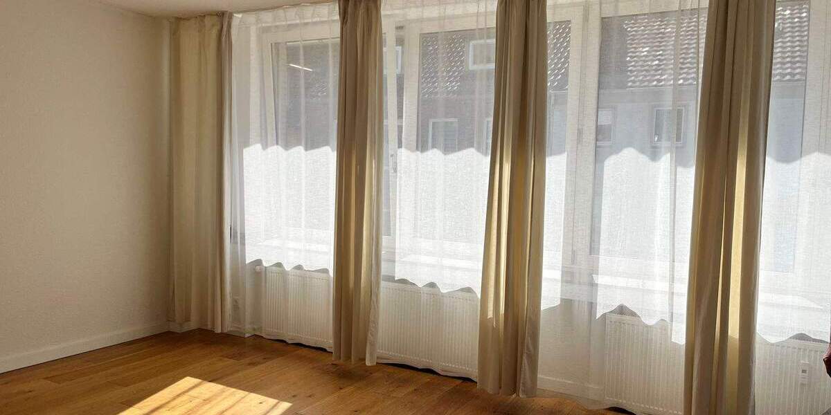 Etagenwohnung Aachen Burtscheid - 2 Zimmer, 75 m&sup2;, 799&euro; | Angebot:26201922