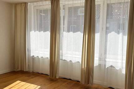 Wohnung Aachen Burtscheid - 2 Zimmer, 75 m&sup2;, 799&euro; | Angebot:26201922