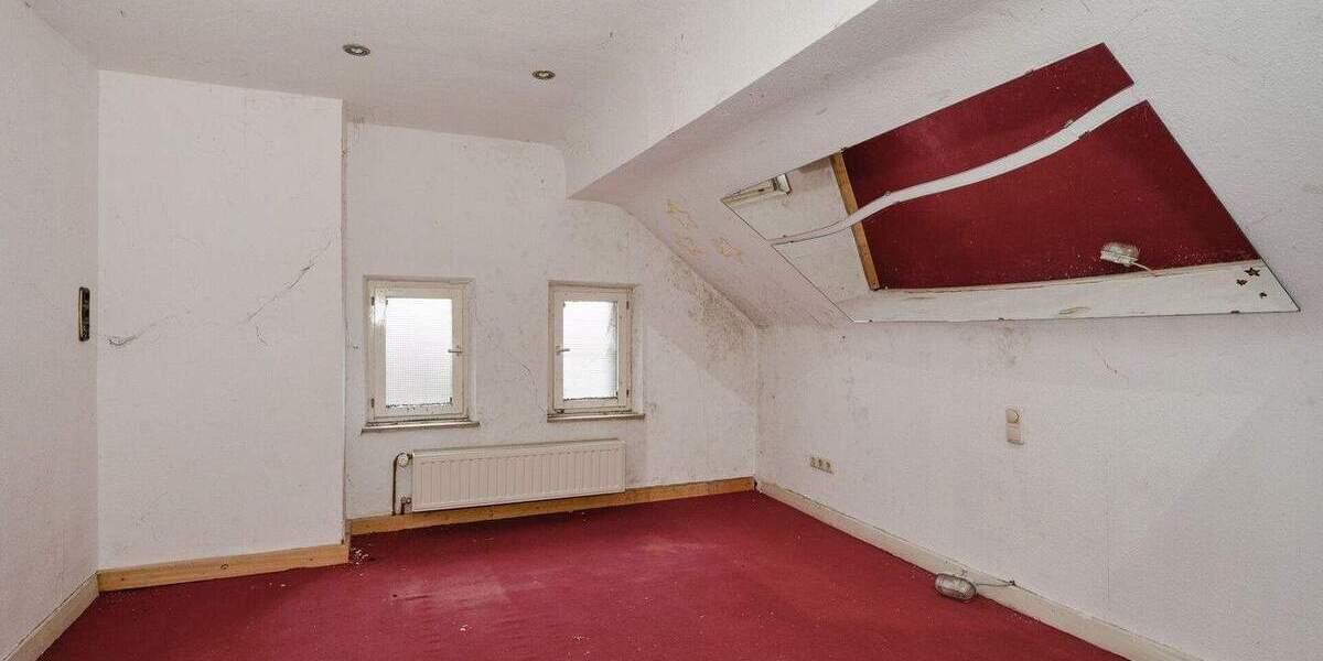 Mehrfamilienhaus, Wohnhaus Geilenkirchen - 6 Zimmer, 140 m&sup2;, 349.000&euro; | Angebot:25707174