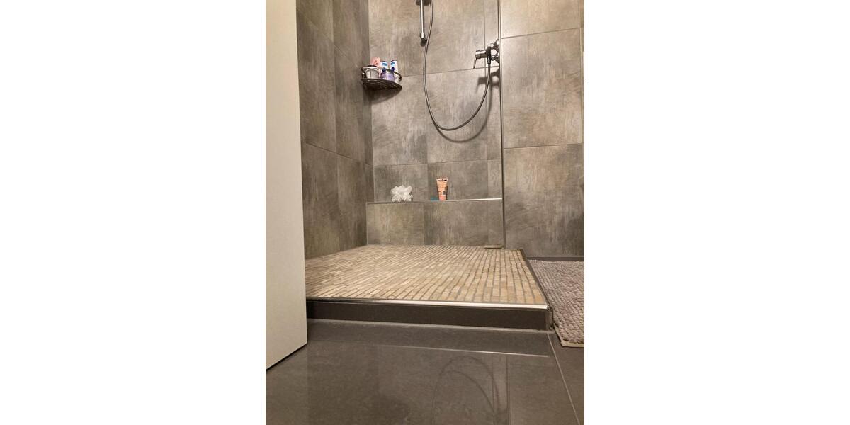 Etagenwohnung Herzogenrath - 5 Zimmer, 145 m&sup2;, 549.000&euro; | Angebot:26658944