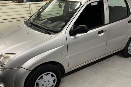Suzuki Ignis 107.000 km 2.450 &euro; Alsdorf 52477