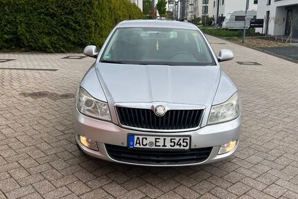Skoda Octavia 209.000 km 2.999 &euro; Alsdorf 52477