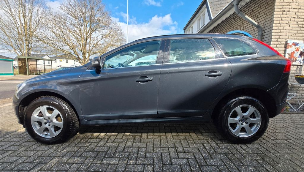 Volvo XC60 137.600 km 11.950 &euro; Aldenhoven 52457