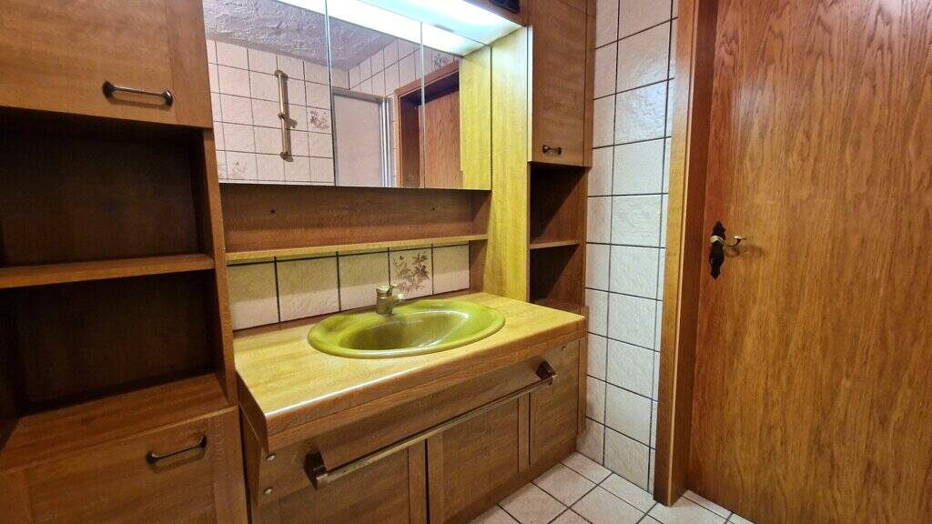 Mehrfamilienhaus, Wohnhaus Aachen Oberforstbach - 5 Zimmer, 90 m&sup2;, 235.000&euro; | Angebot:26192185