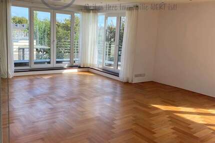 Wohnung Düren - 3 Zimmer, 156 m&sup2;, 2.500&euro; | Angebot:21474854