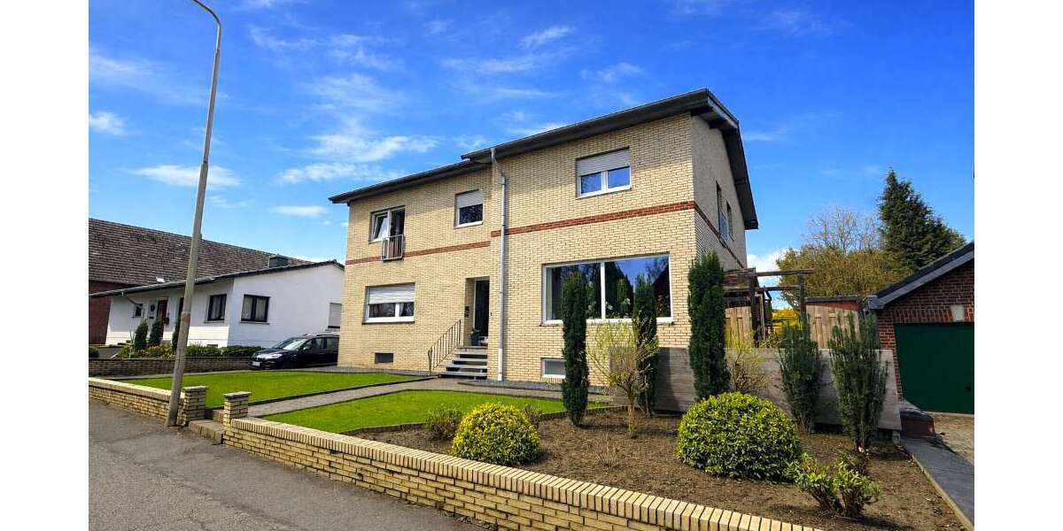 Einfamilienhaus Heinsberg - 7 Zimmer, 250 m&sup2;, 349.000&euro; | Angebot:25975681