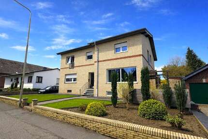 Haus Heinsberg - 7 Zimmer, 250 m&sup2;, 349.000&euro; | Angebot:25975681