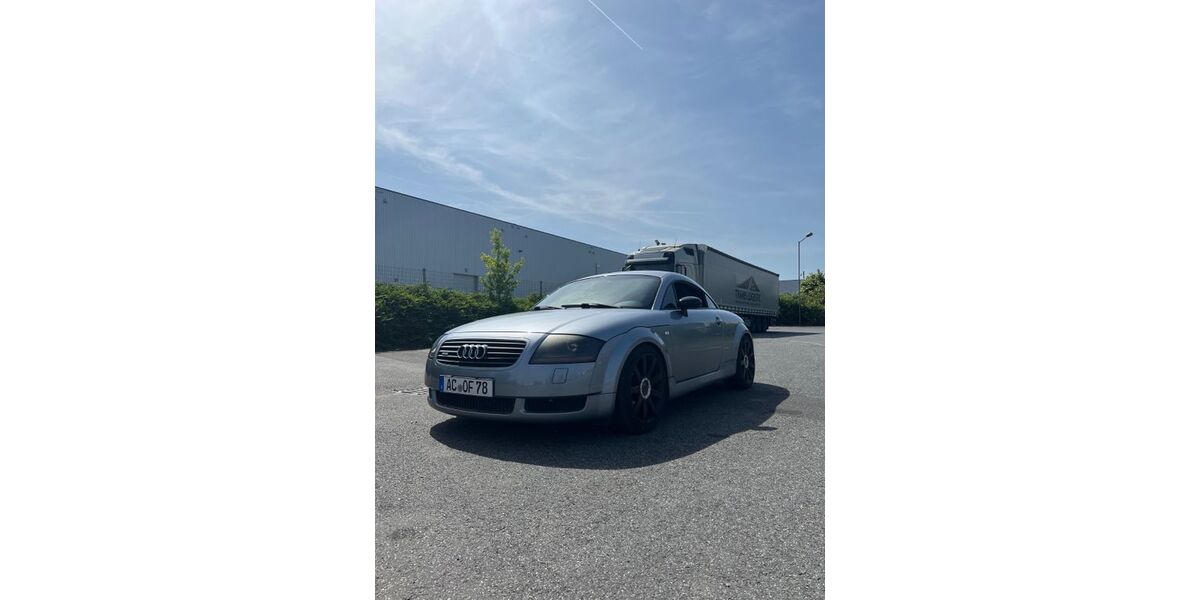 Audi TT 209.877 km 6.900 &euro; Alsdorf 52477