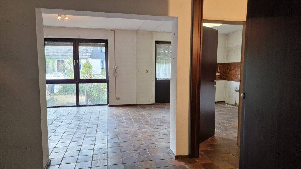 Einfamilienhaus Aachen Richterich - 7 Zimmer, 179 m&sup2;, 349.000&euro; | Angebot:26207155