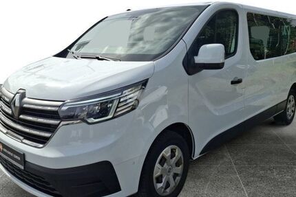 Renault Trafic 27.454 km 27.890 &euro; Aachen 52068