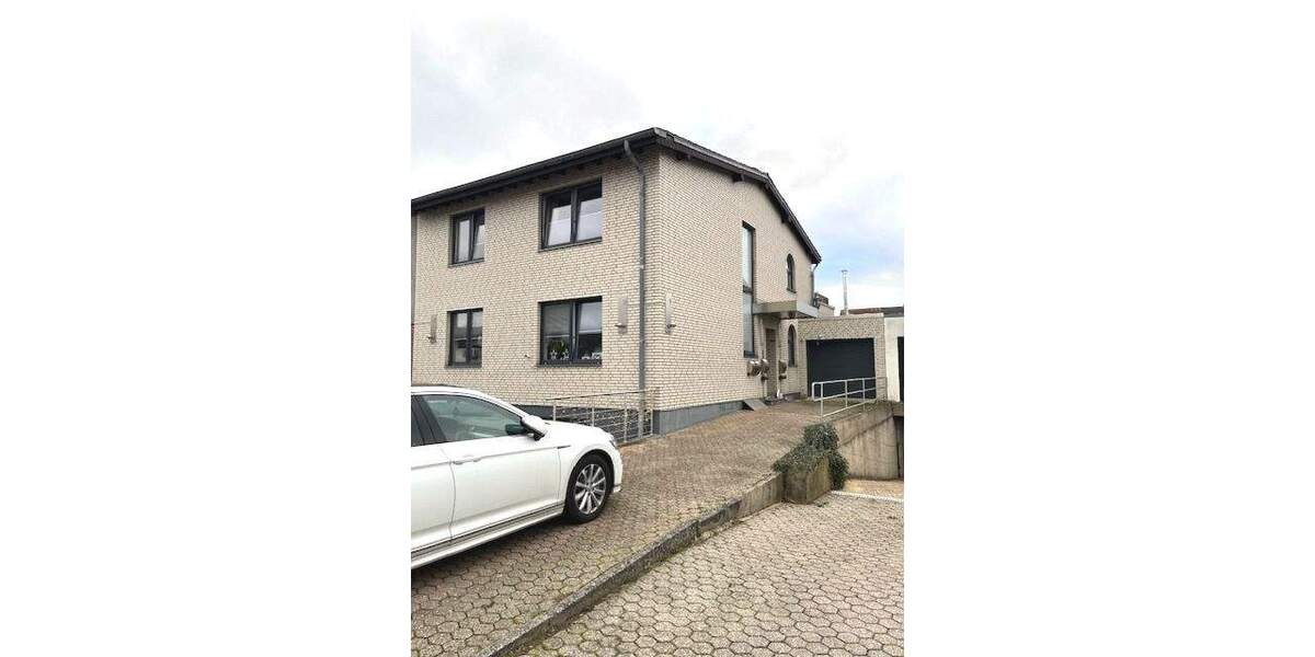 Einfamilienhaus Düren Niederau - 9 Zimmer, 300 m&sup2;, 569.000&euro; | Angebot:25740607