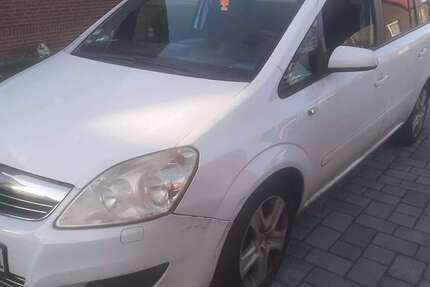 Opel Zafira 181.000 km 2.800 &euro; Erkelenz 41812