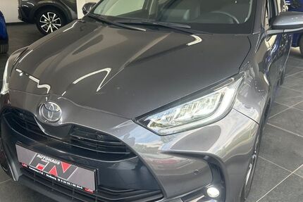 Toyota Yaris 37.100 km 21.500 &euro; Stolberg 52224