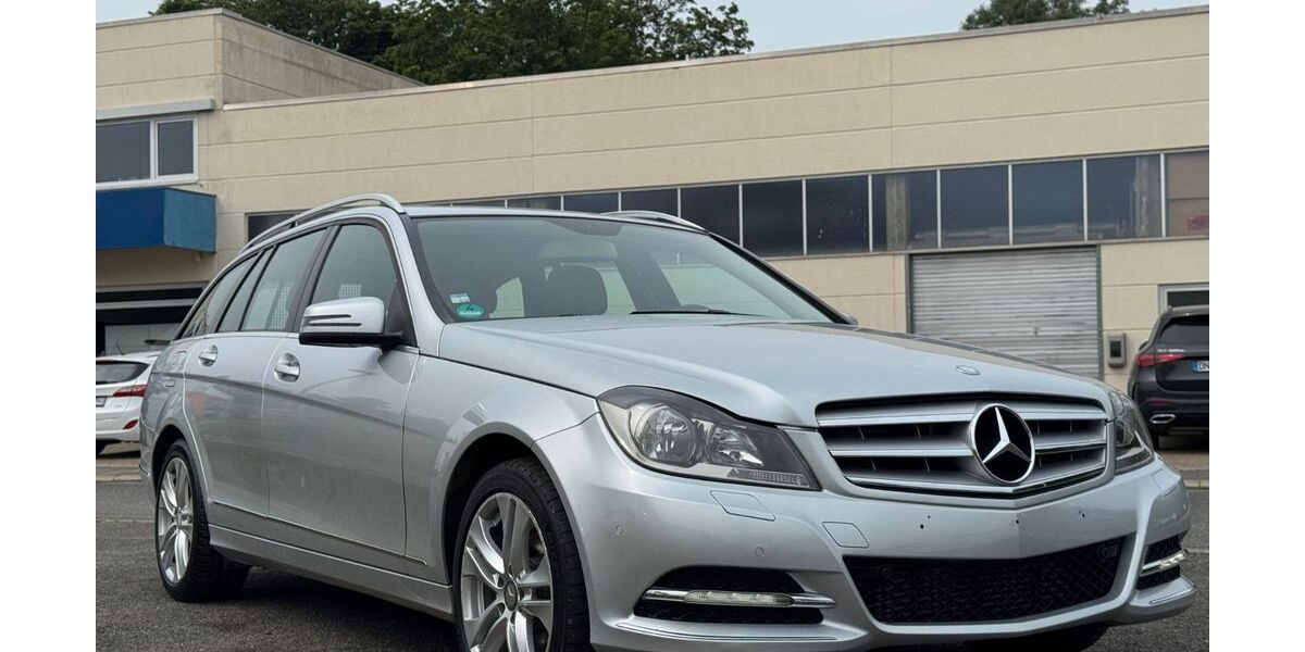 Mercedes-Benz C 200 343.000 km 4.690 &euro; Düren 52349