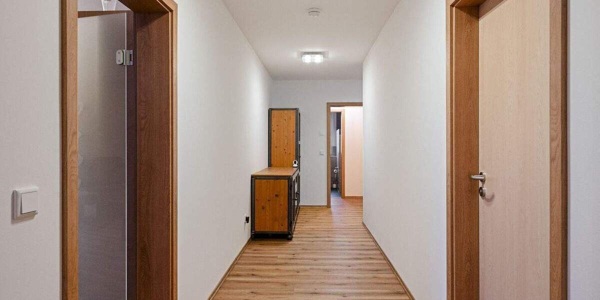 Mehrfamilienhaus, Wohnhaus Erkelenz Holzweiler - 7 Zimmer, 201 m&sup2;, 695.000&euro; | Angebot:25746555