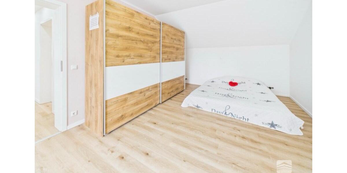 Etagenwohnung Übach-Palenberg Palenberg - 3 Zimmer, 135 m&sup2;, 1.100&euro; | Angebot:25640104