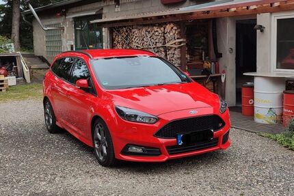 Ford Focus 154.663 km 10.990 &euro; Stolberg (Rheinland) 52222