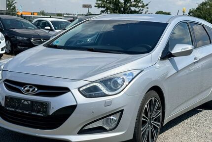Hyundai i40 214.000 km 3.500 &euro; Düren 52351