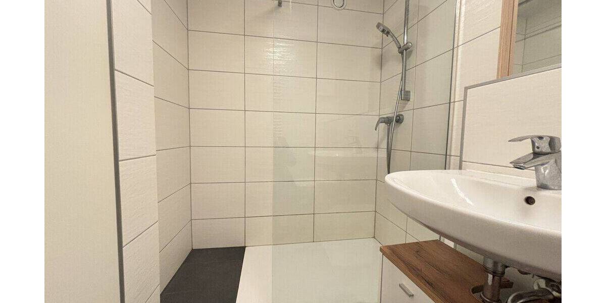 Etagenwohnung Aachen Aachen-Mitte - 3 Zimmer, 77 m&sup2;, 199.000&euro; | Angebot:26835485