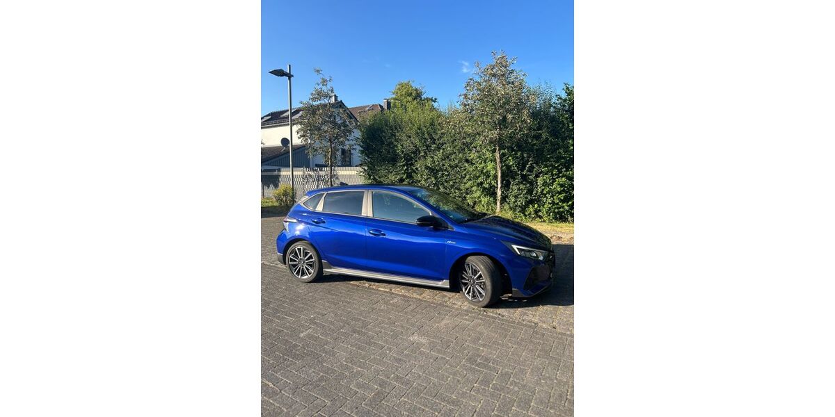 Hyundai i20 65.000 km 12.950 &euro; Aachen 52076