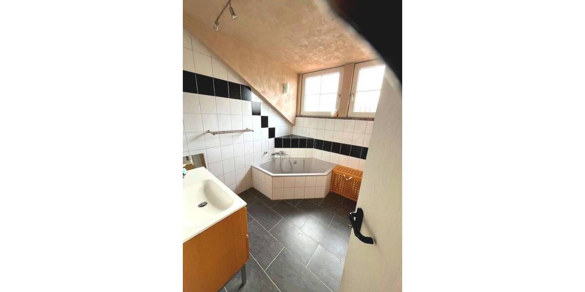 Einfamilienhaus Linnich Floßdorf - 5 Zimmer, 113 m&sup2;, 329.000&euro; | Angebot:26449967