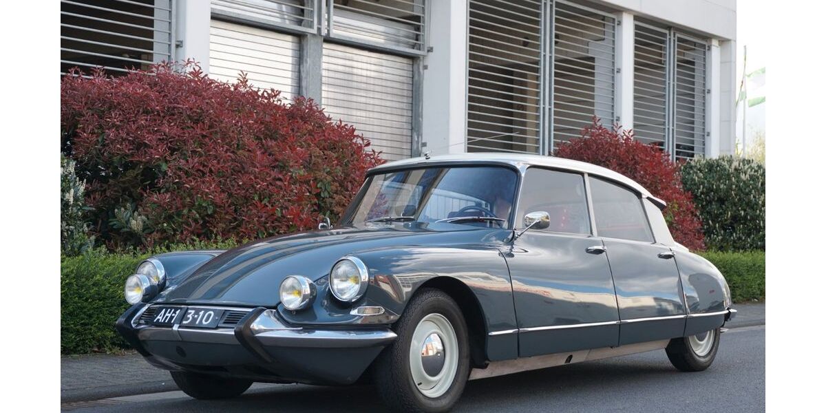 Citroen DS 85.516 km 27.900 &euro; Elsdorf 50189